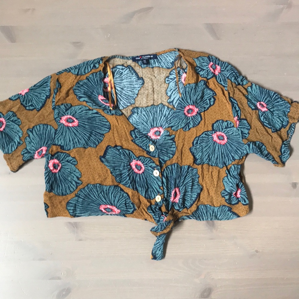 One Clothing Los Angeles Floral Tie Front Crop